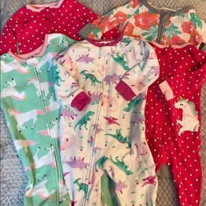Carters Baby 12M Pajama Bundle (5)